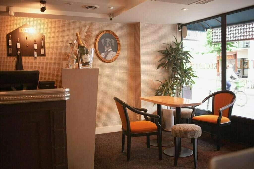 Le Franklin Hotel *