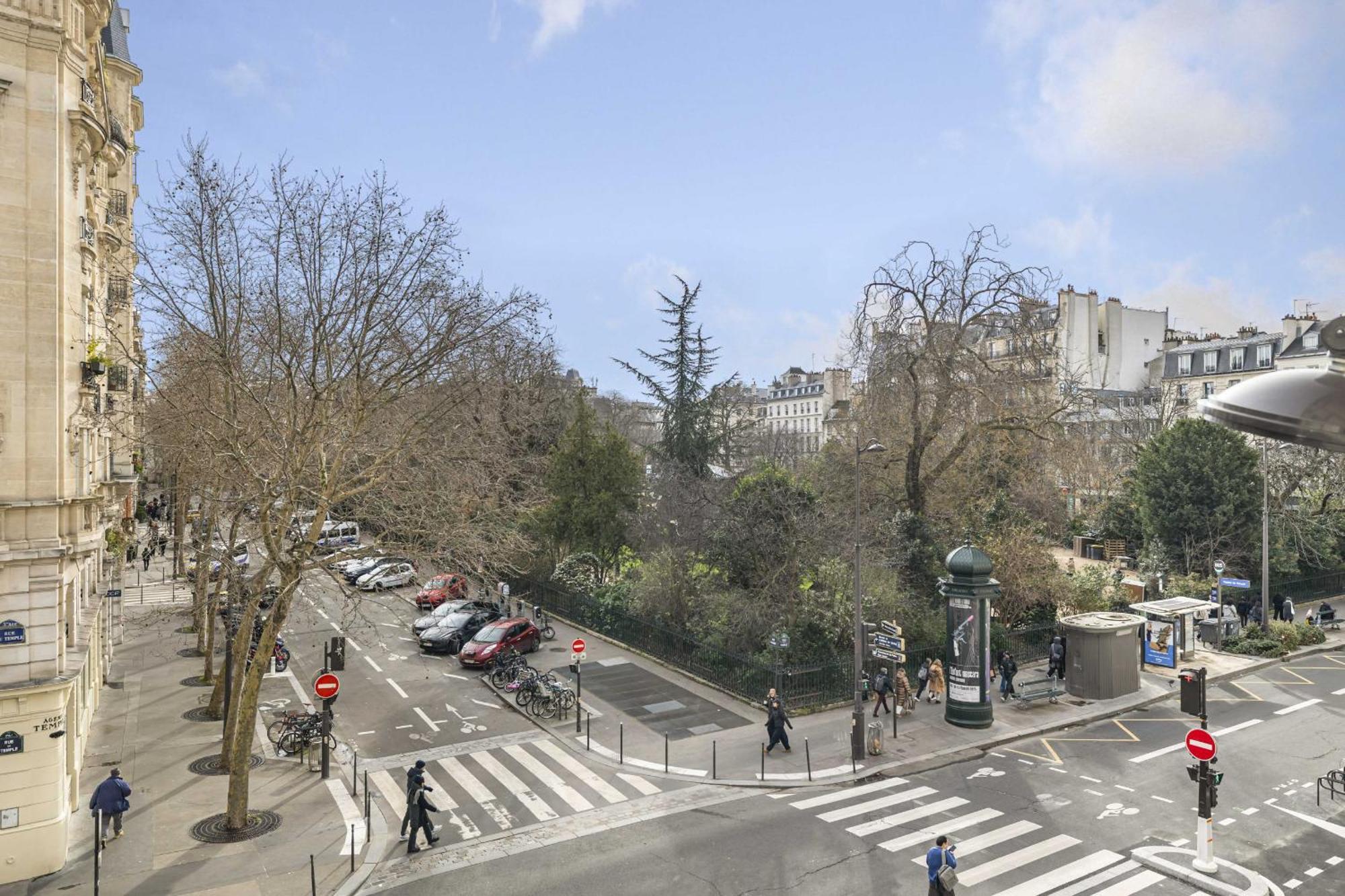 Ghost Paris