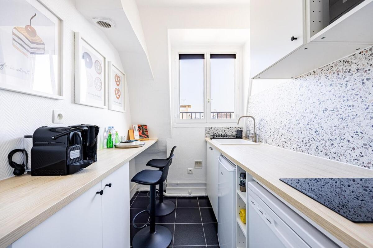 1 Bedroom # 14 # Alesia Apartment *