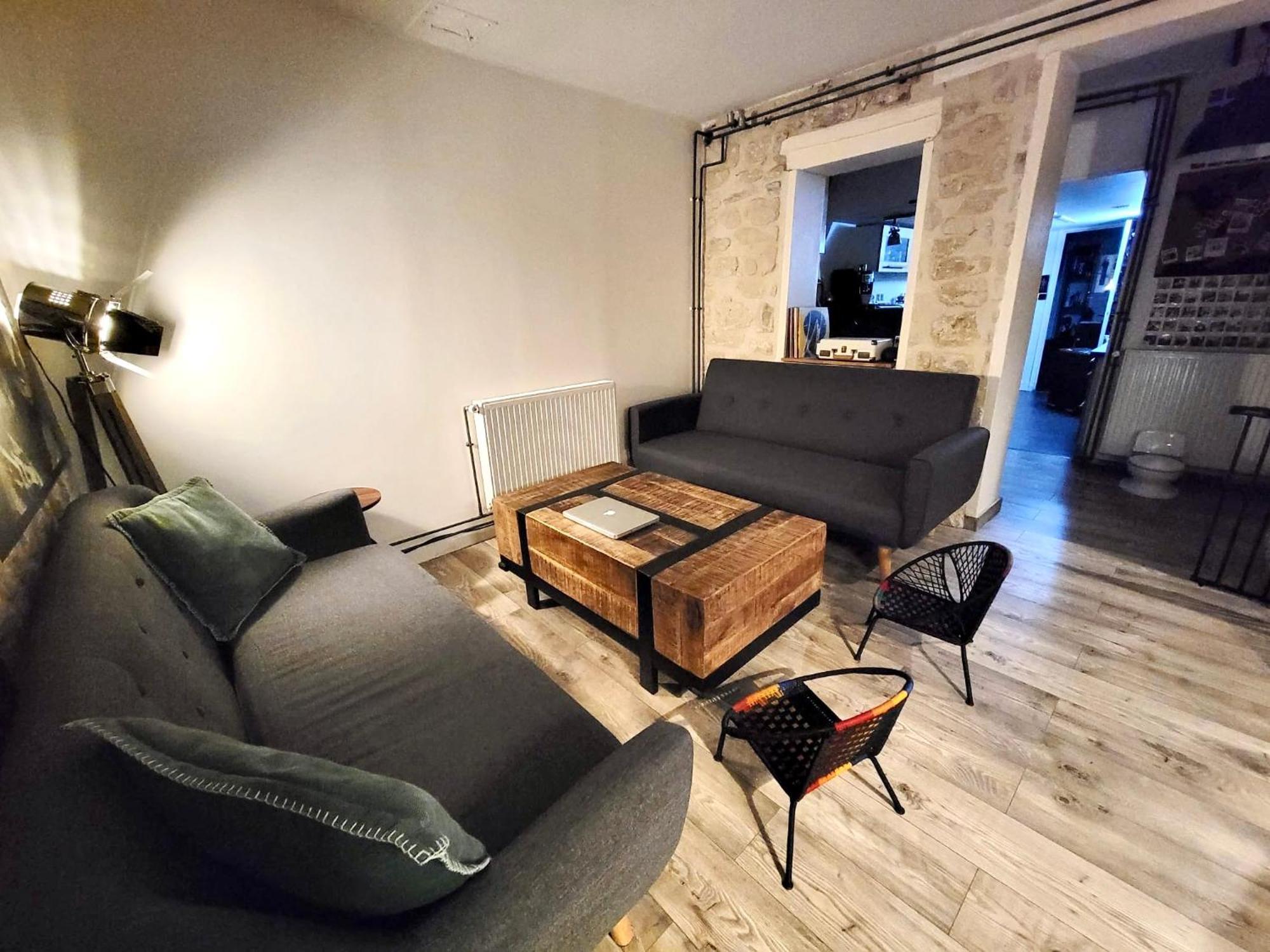 Comme Maison A *