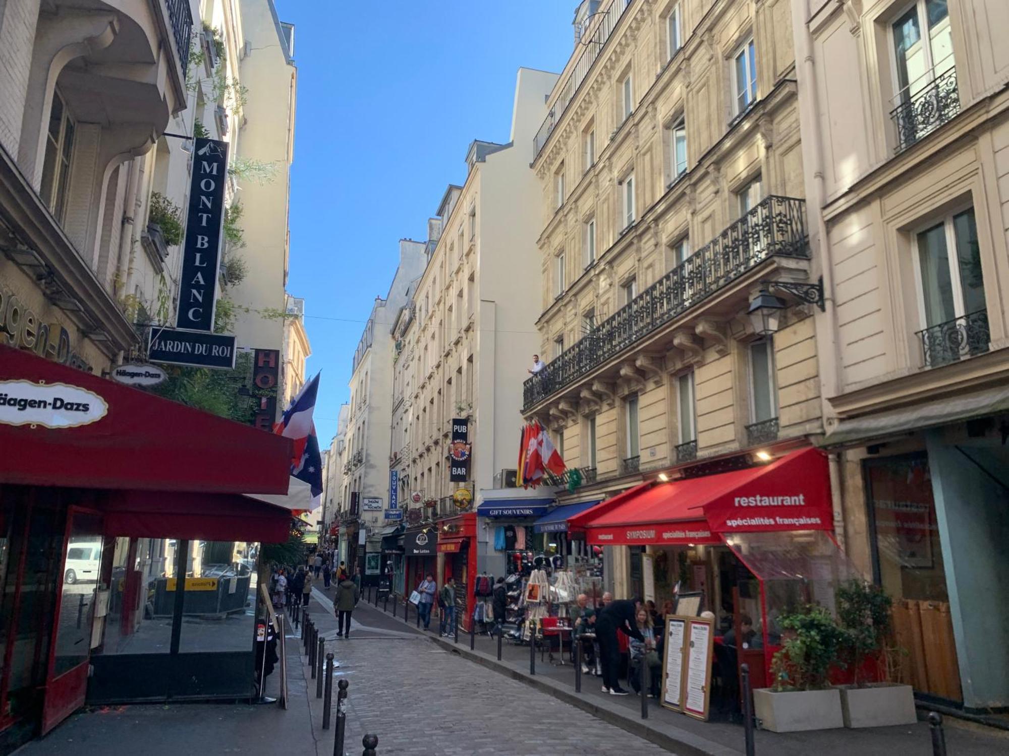 Apartment Rare Pearl 5e Notre Dame Saint Michel *