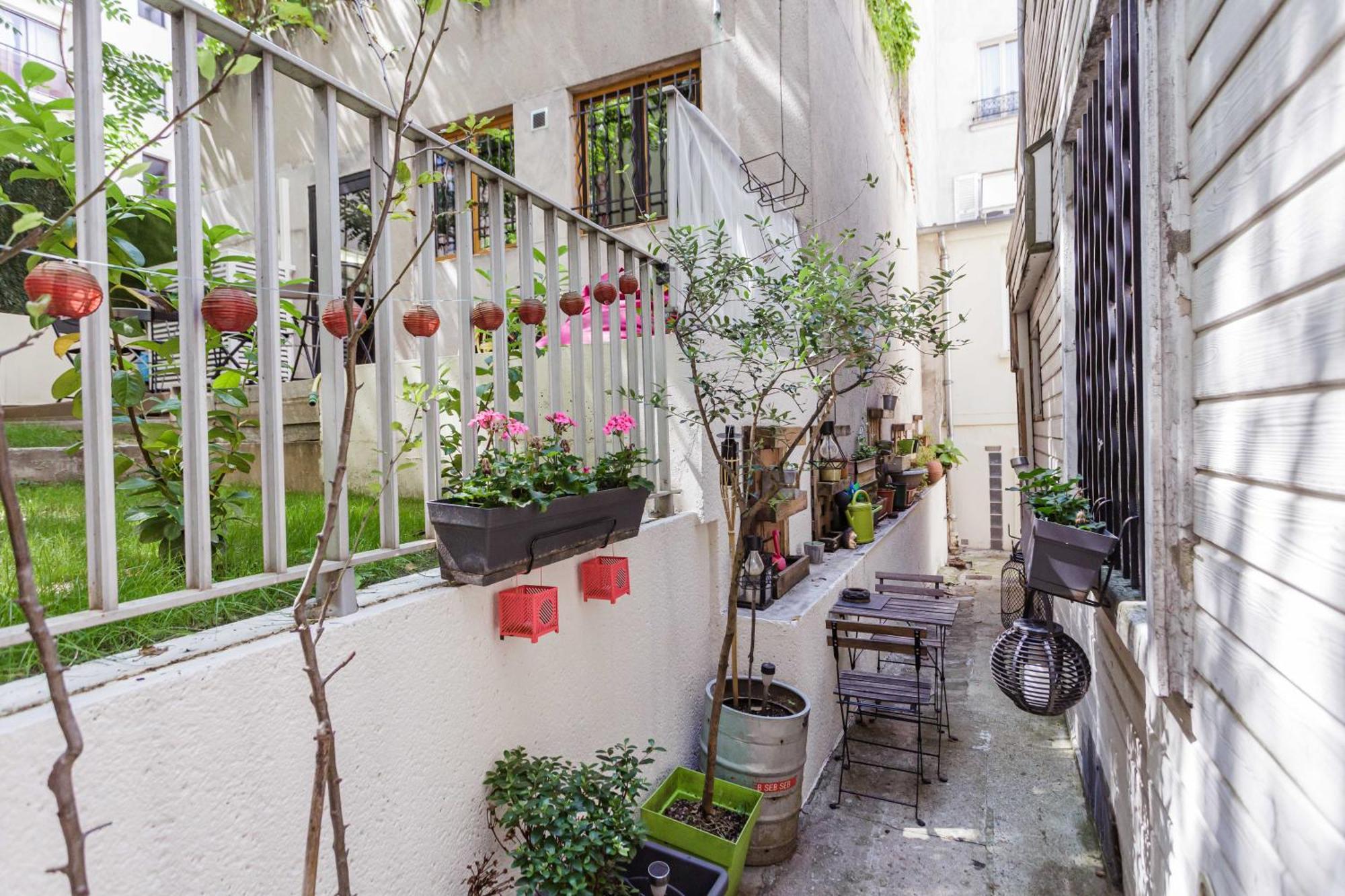 Comme Maison A Apartment