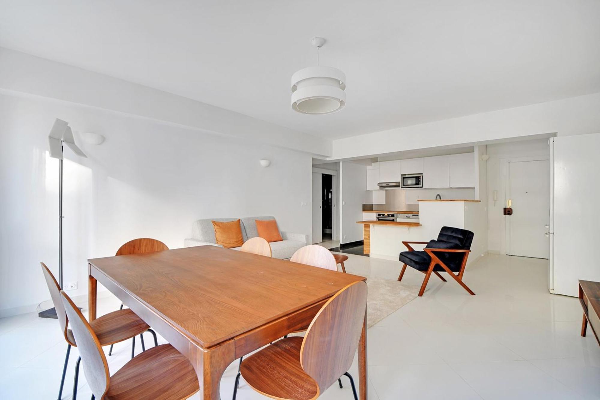Pick A Flat's In Avenue Foch - Rue Leroux *
