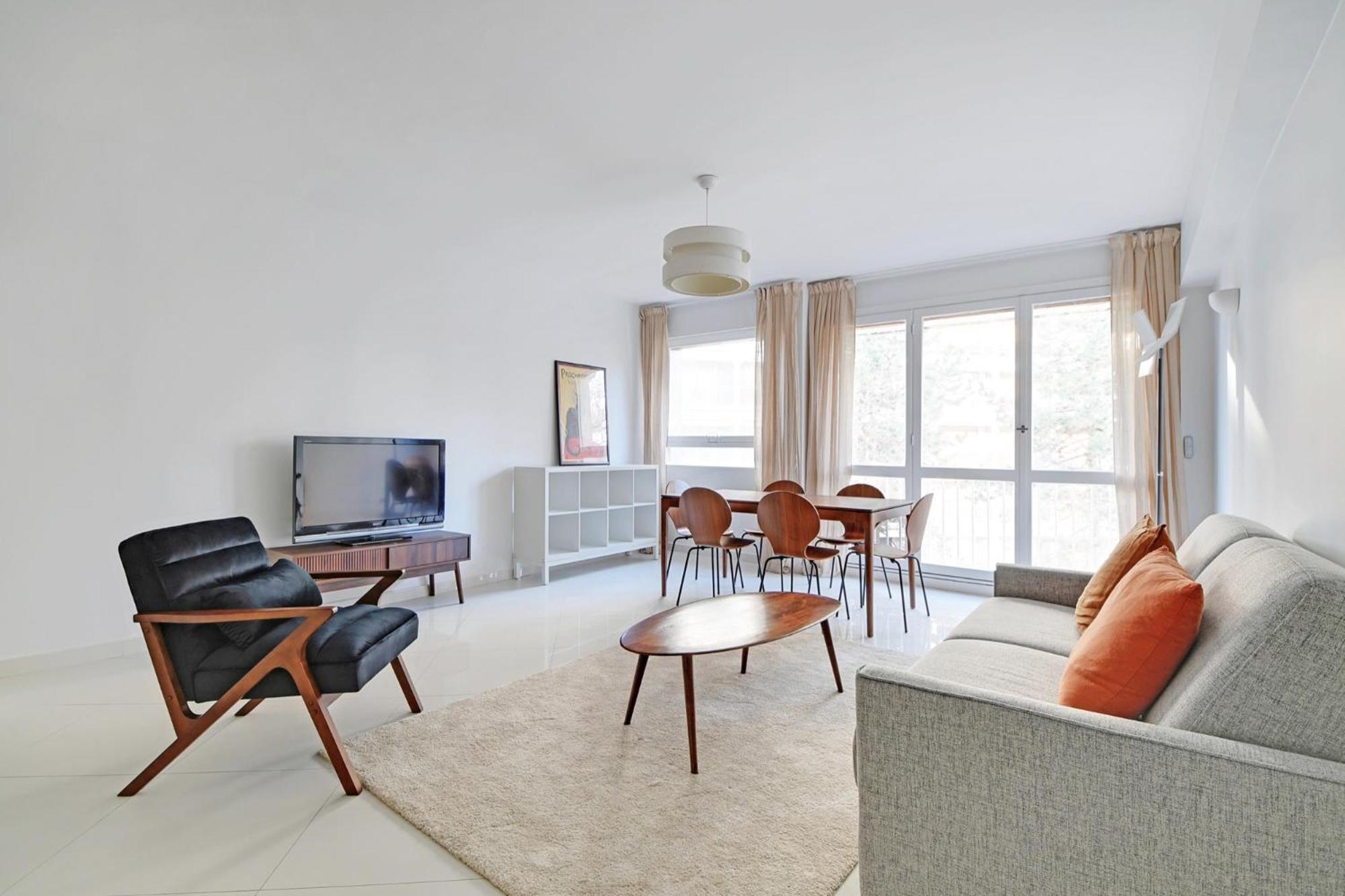 Pick A Flat's In Avenue Foch - Rue Leroux *
