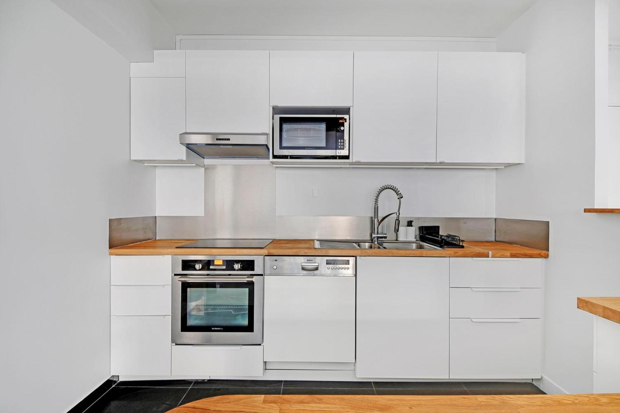 Pick A Flat's In Avenue Foch - Rue Leroux * Paris
