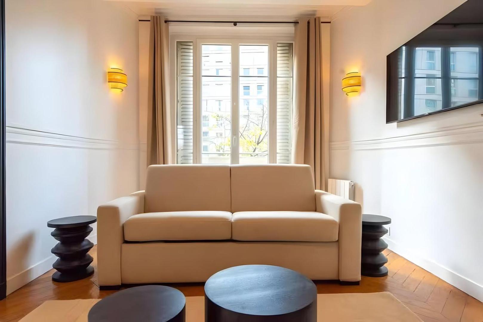 Tbs 318 - Superb With Eiffel Tower View Apartment *