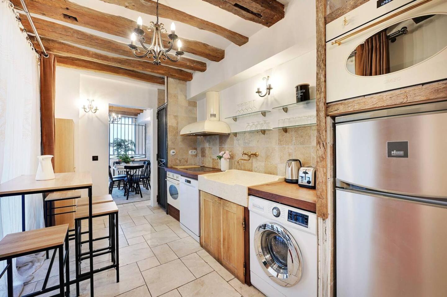 Apartment Maitre *