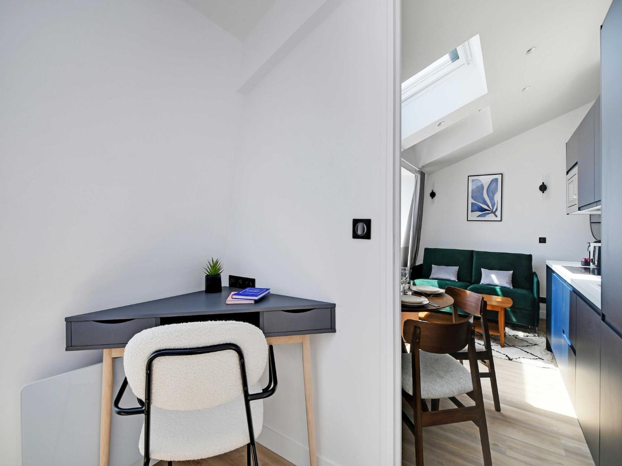 Appartement Intimate - 1br 4p - Ste Marguerite Paris