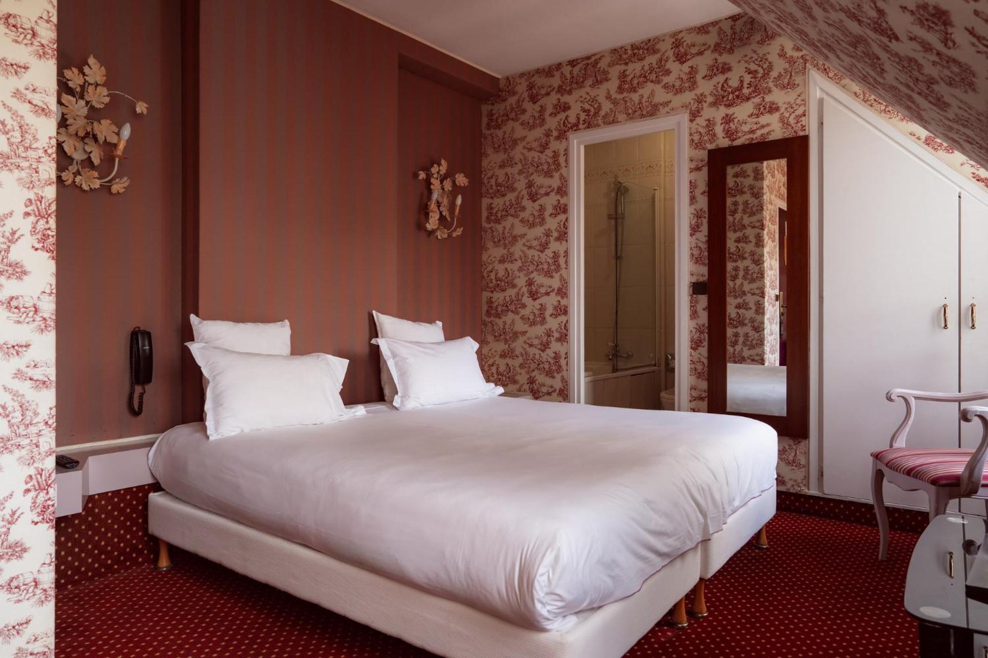 Regyn's Montmartre Hotel Paris