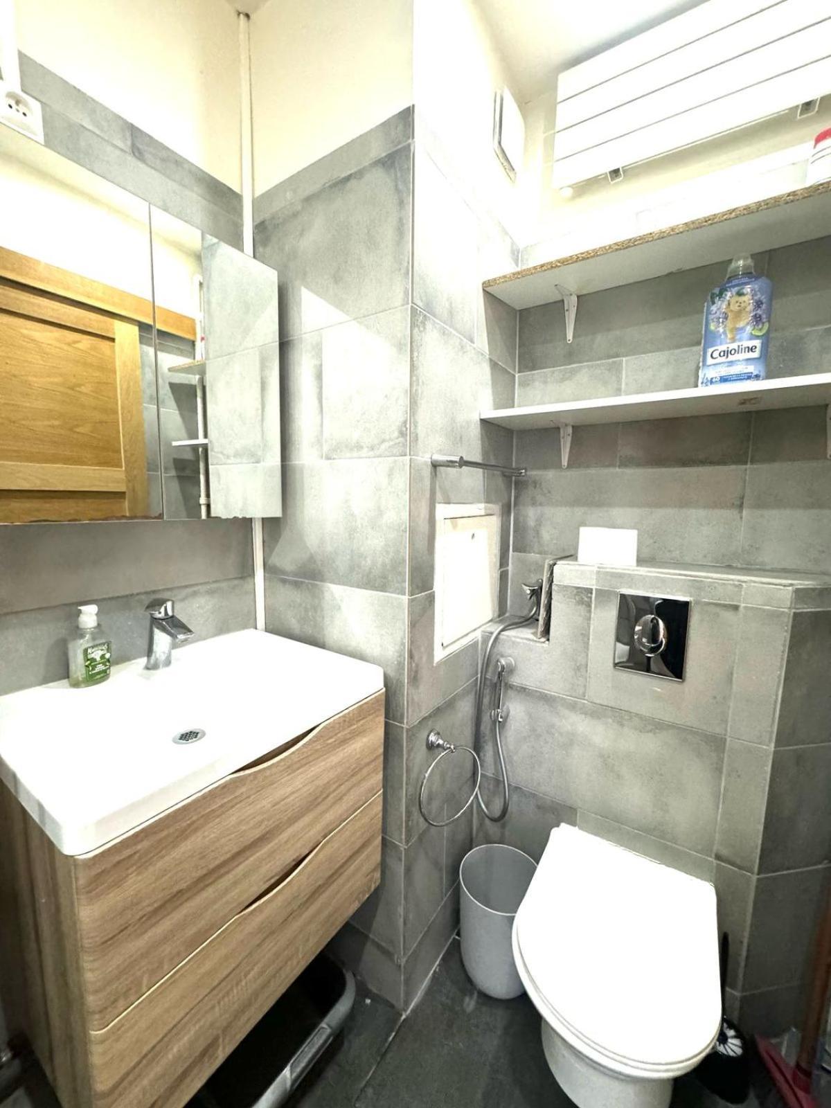 Expo Versailles Apartment Paris