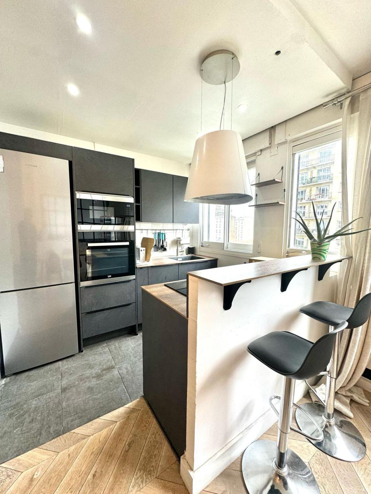 Expo Versailles Apartment