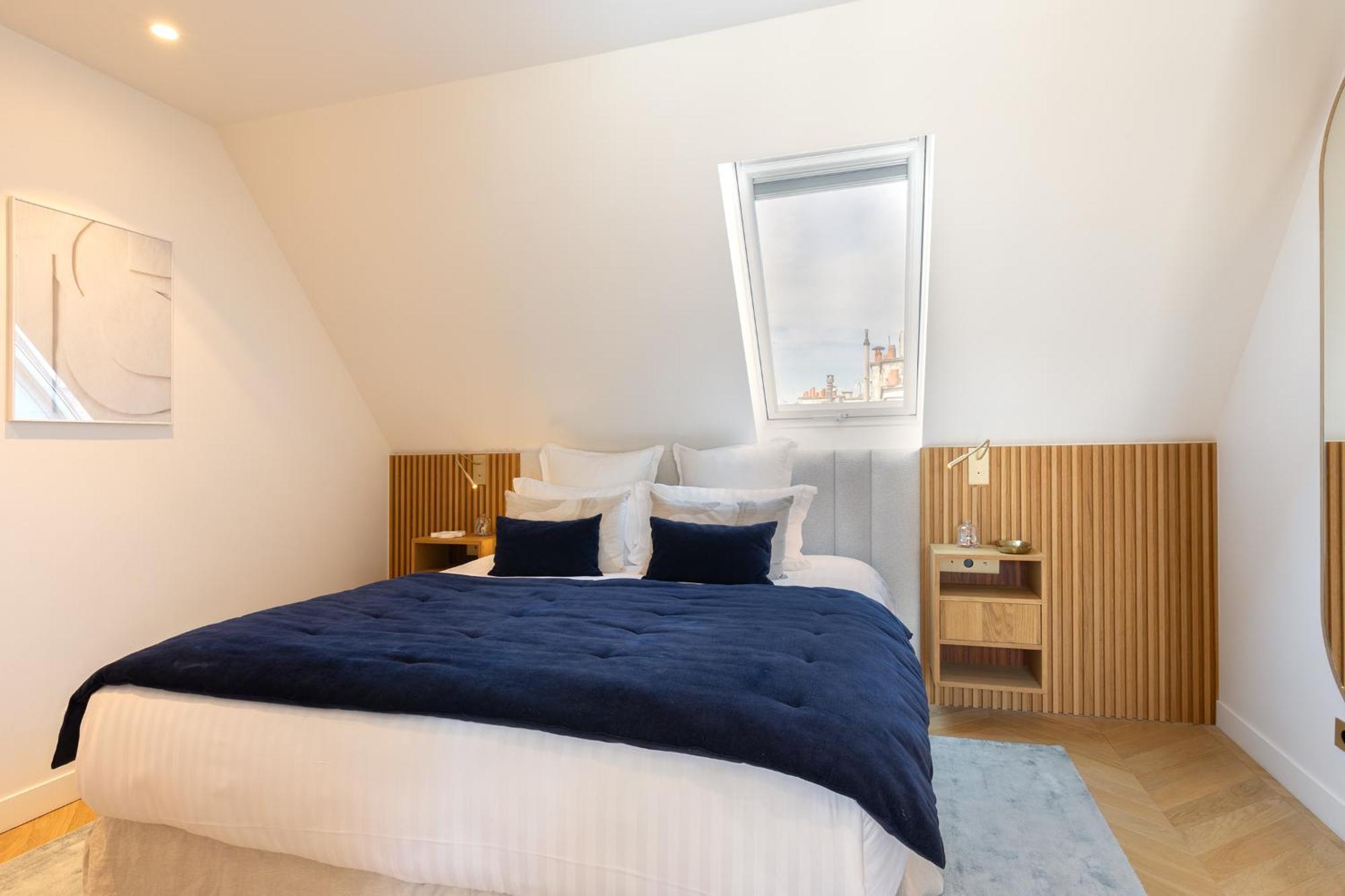 Apartment Maison Galante's With Services In La Madeleine - Opera