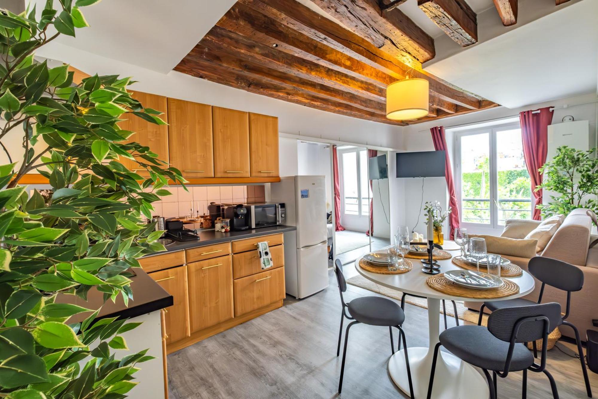 4 Guests Montorgueil 2 Paris
