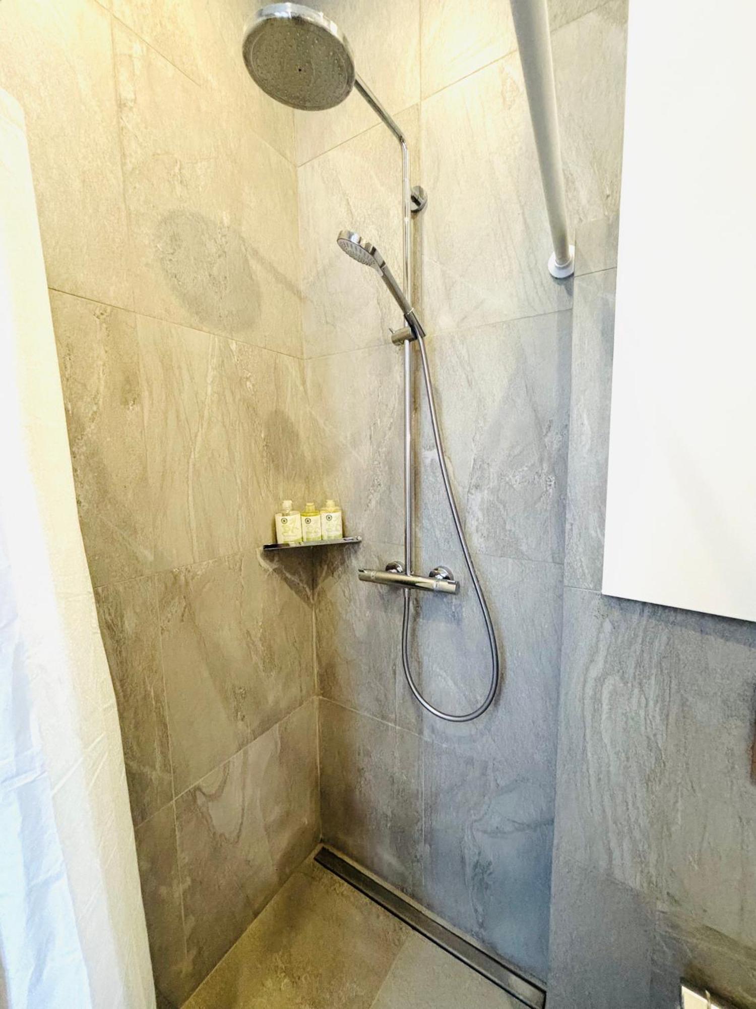 Malesherbes Wagram Apartment Paris