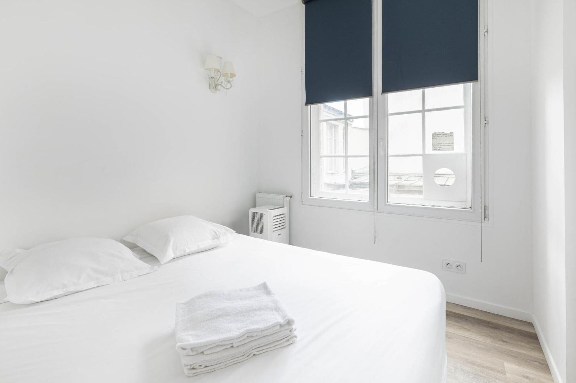 Apartment Marais Proche Du Theatre Renard *