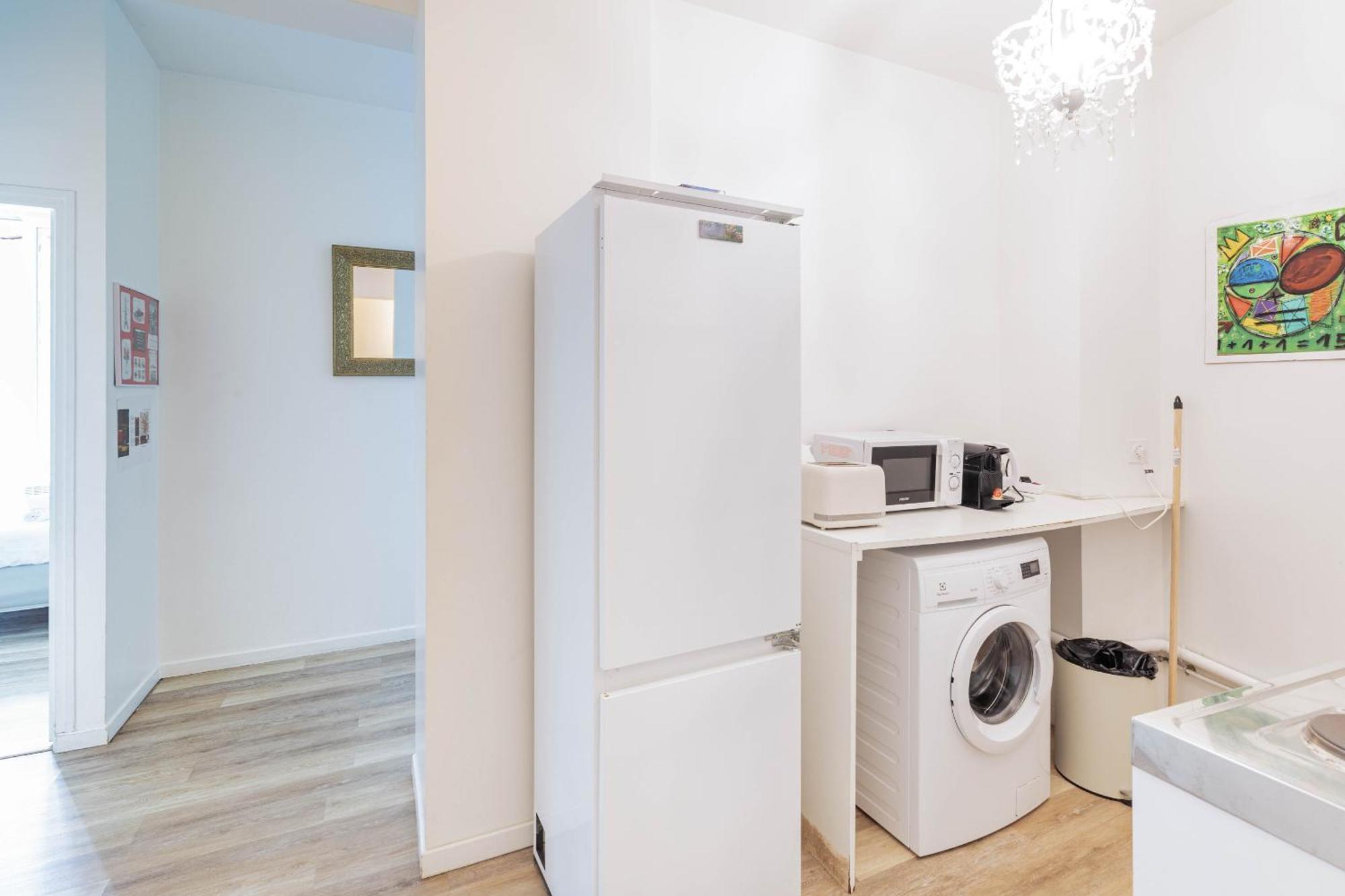 Apartment Marais Proche Du Theatre Renard