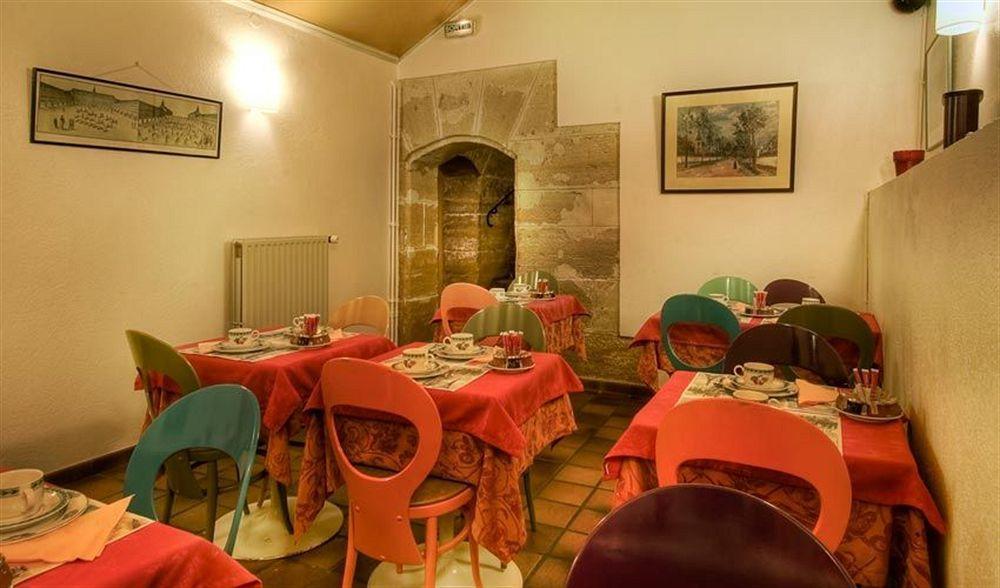 Hotel Baudelaire Opera 3*
