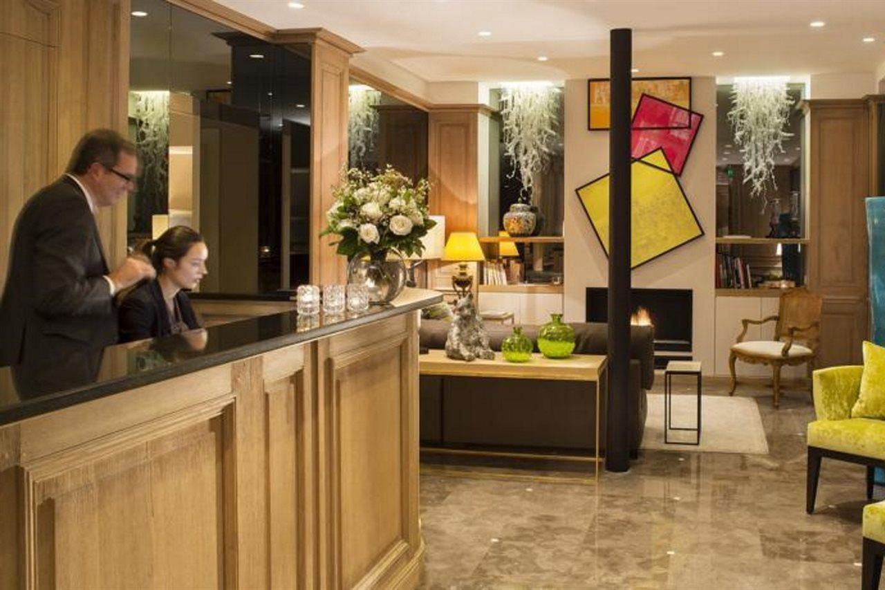 Hotel Balmoral Champs Elysees