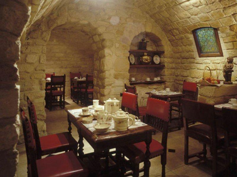 Amarante Beau Manoir Paris