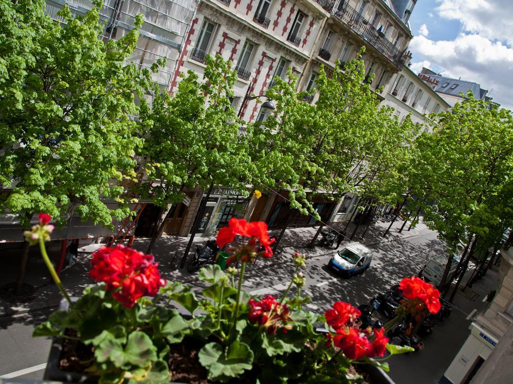 Hotel Du Mont Dore Batignolles