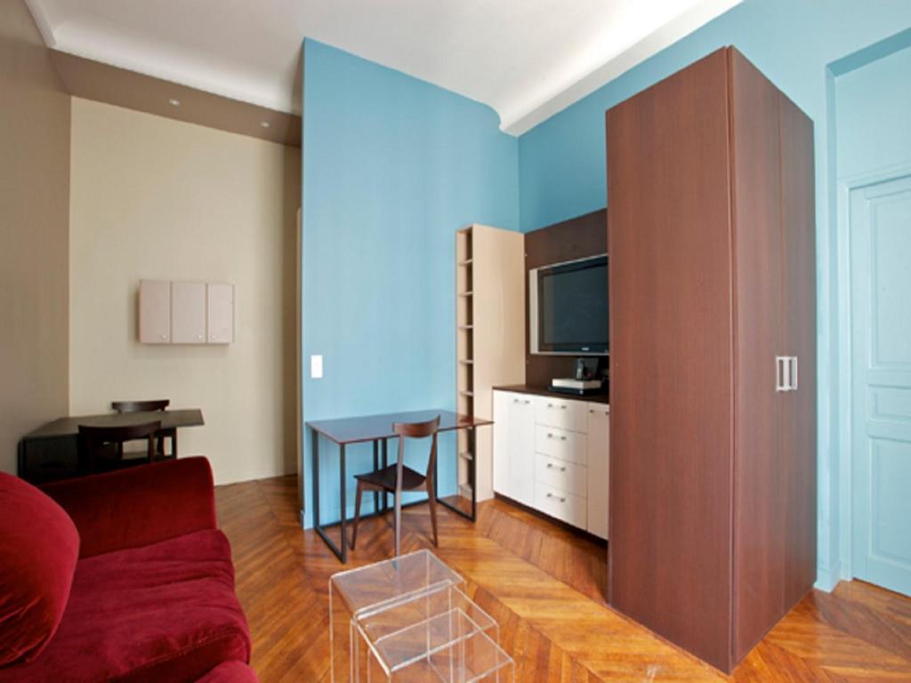 My Flat In - 8th Appartement
