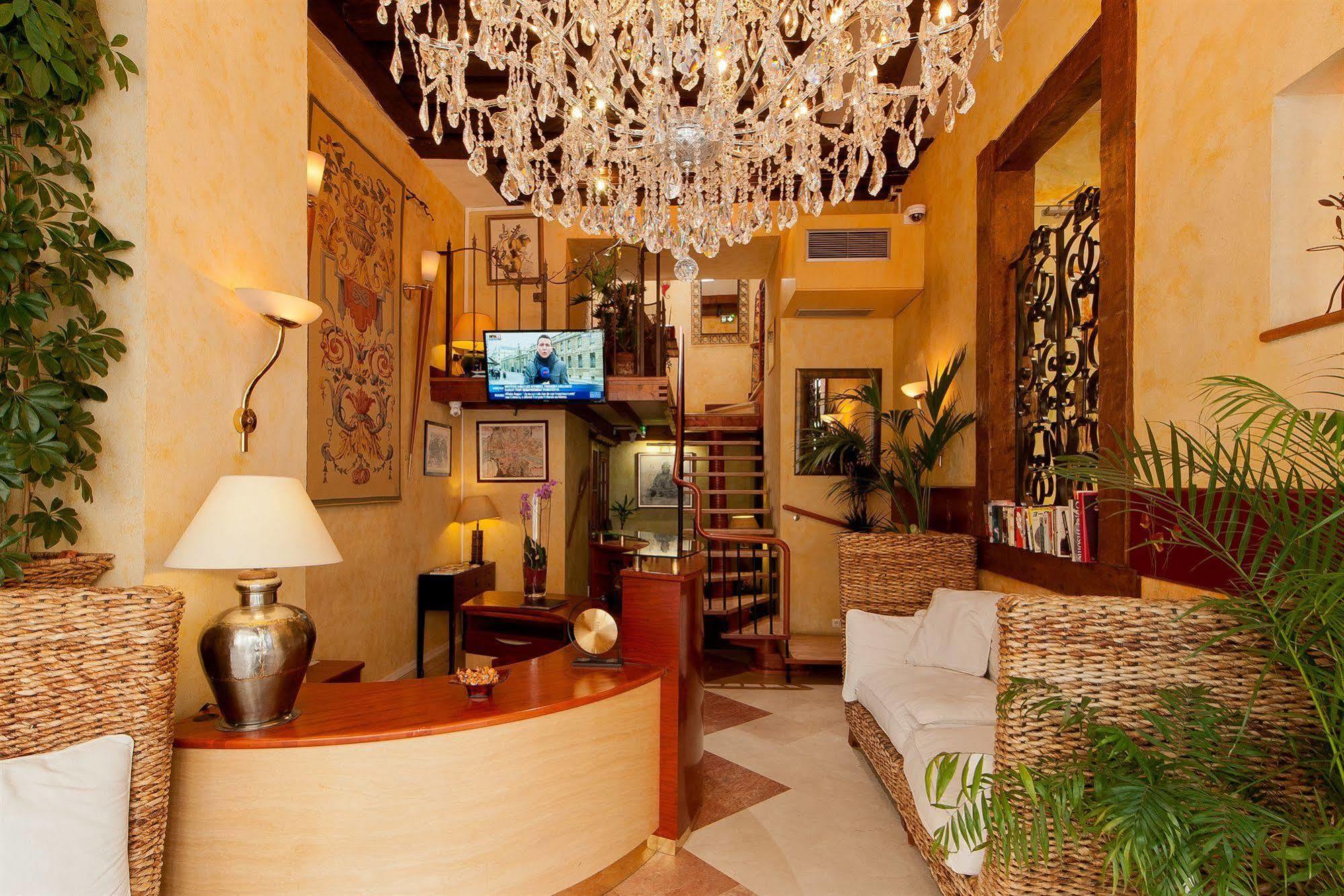 3h Marais Hotel