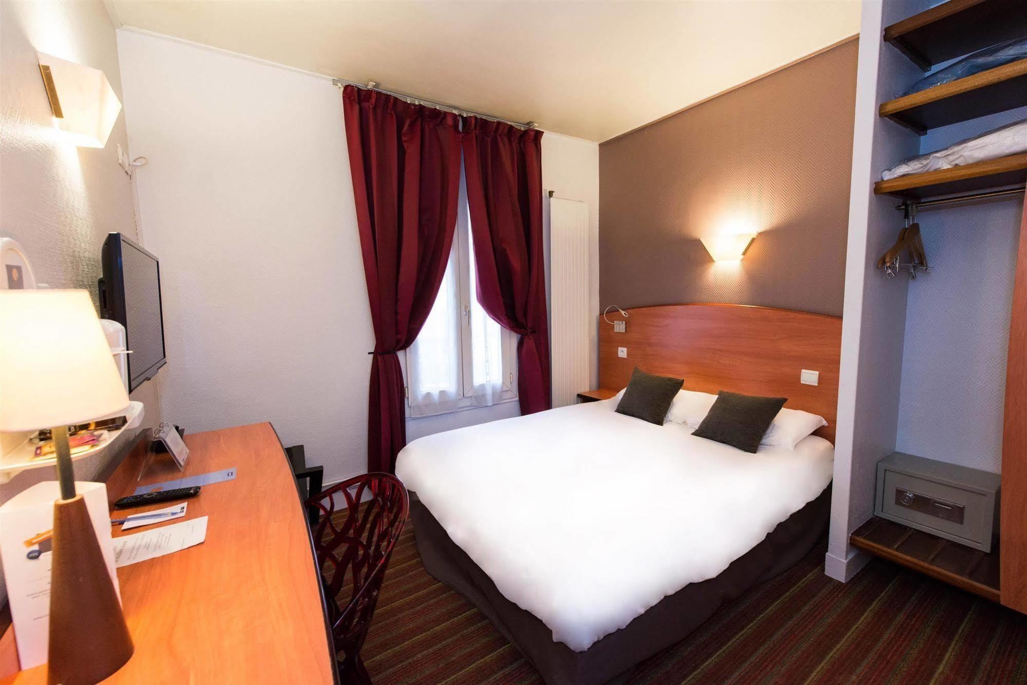 Kyriad 13 - Italie Gobelins Hotel 3*