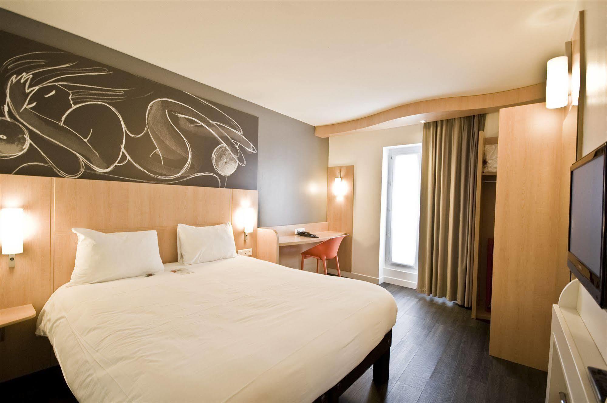 Ibis Père Lachaise 3* Paris