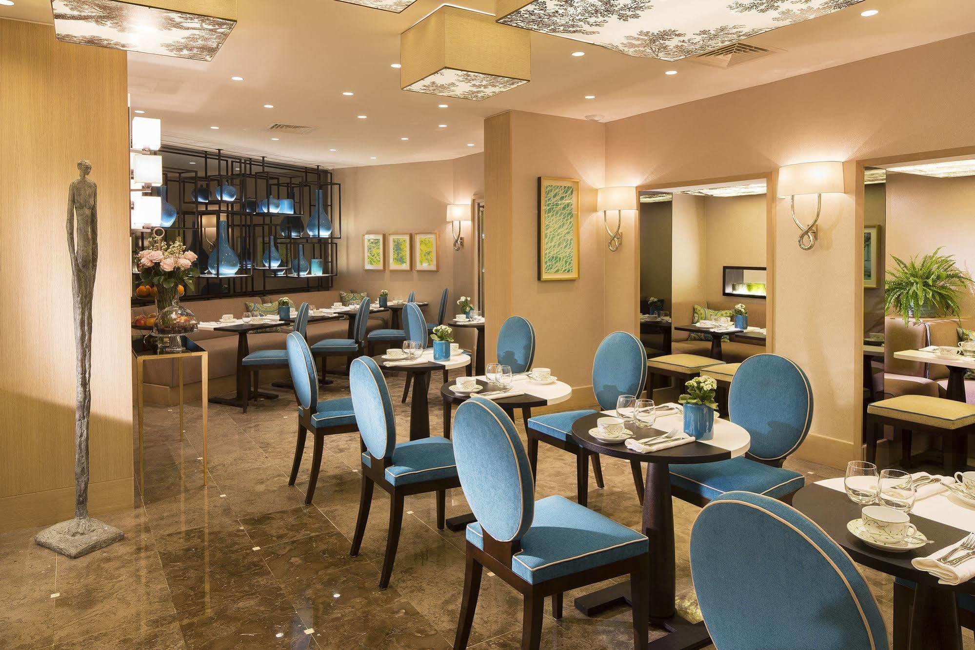 Hotel Balmoral Champs Elysees