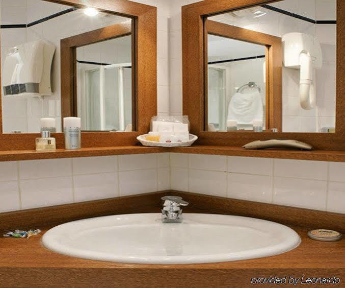 Apollinaire Hotel Paris