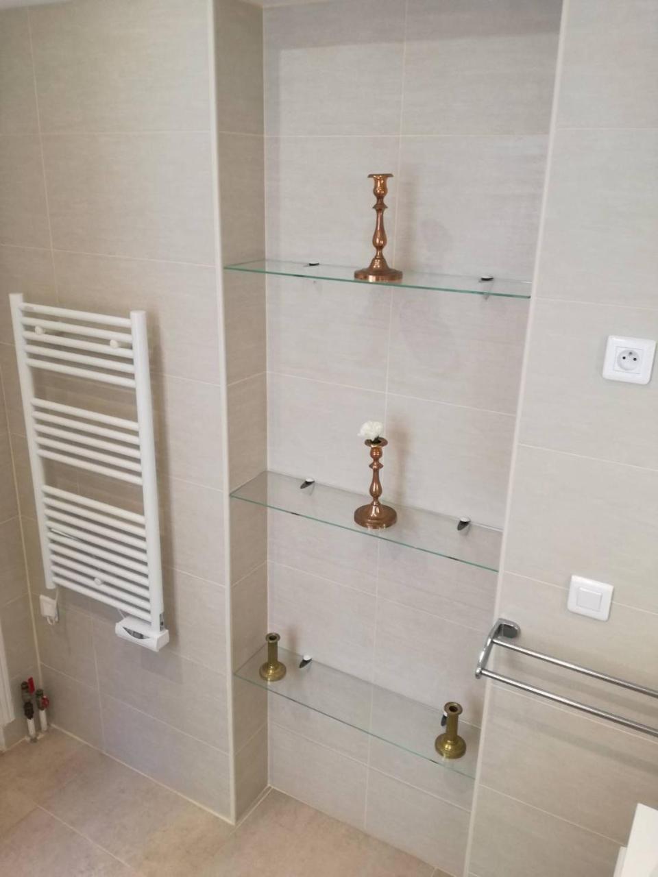2-chalgrin Apartment Paris