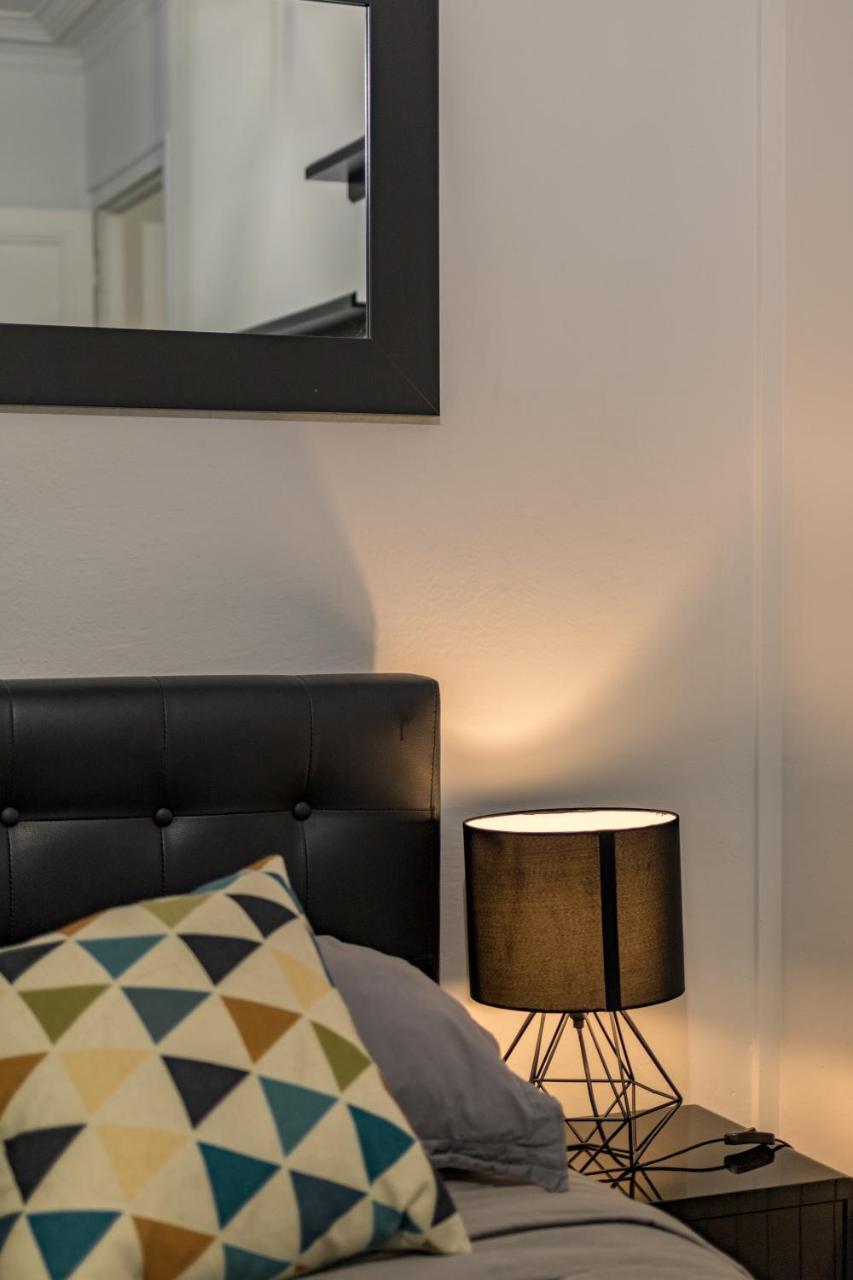 Private - Champs-elysees Apartamento *