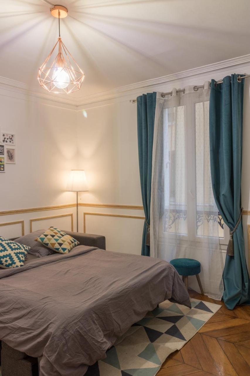 Private - Champs-elysees Apartamento *