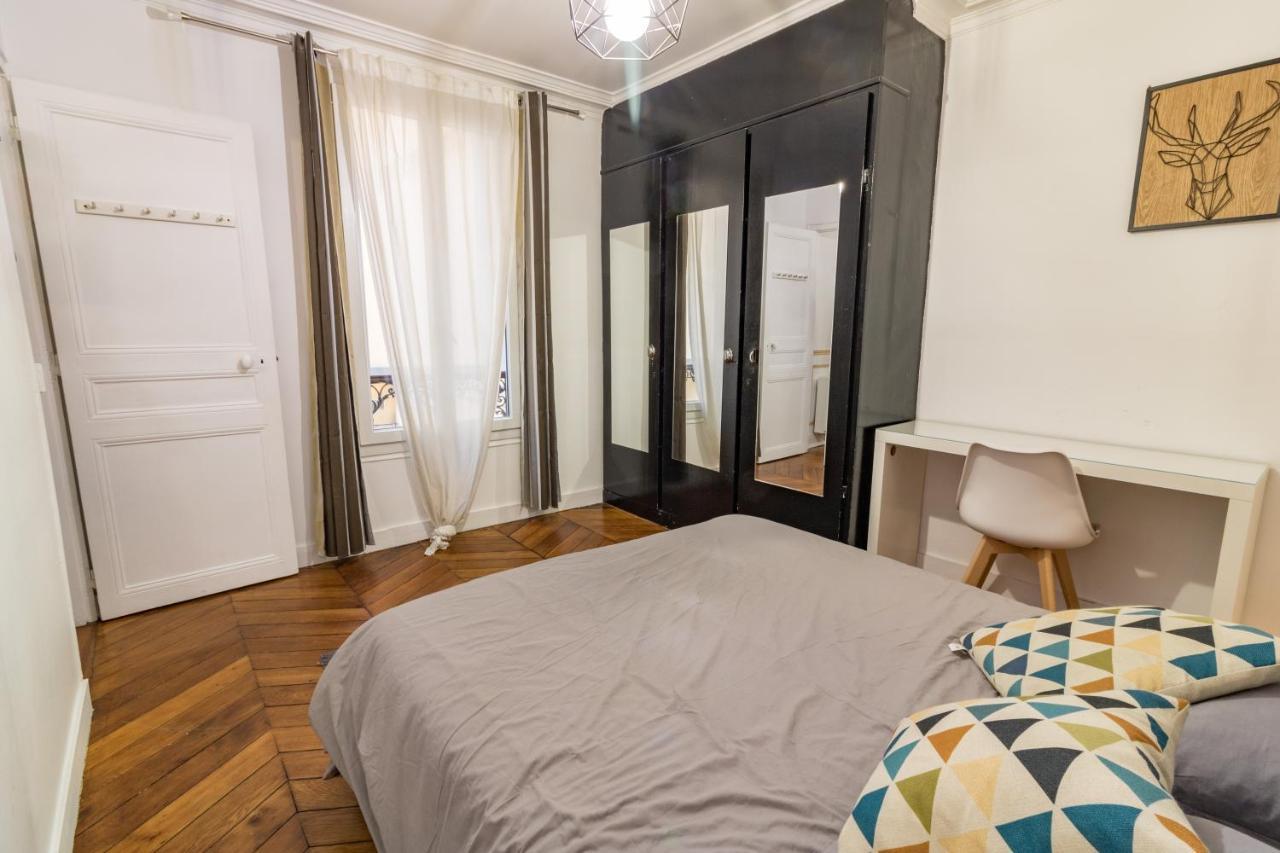Private - Champs-elysees Apartamento