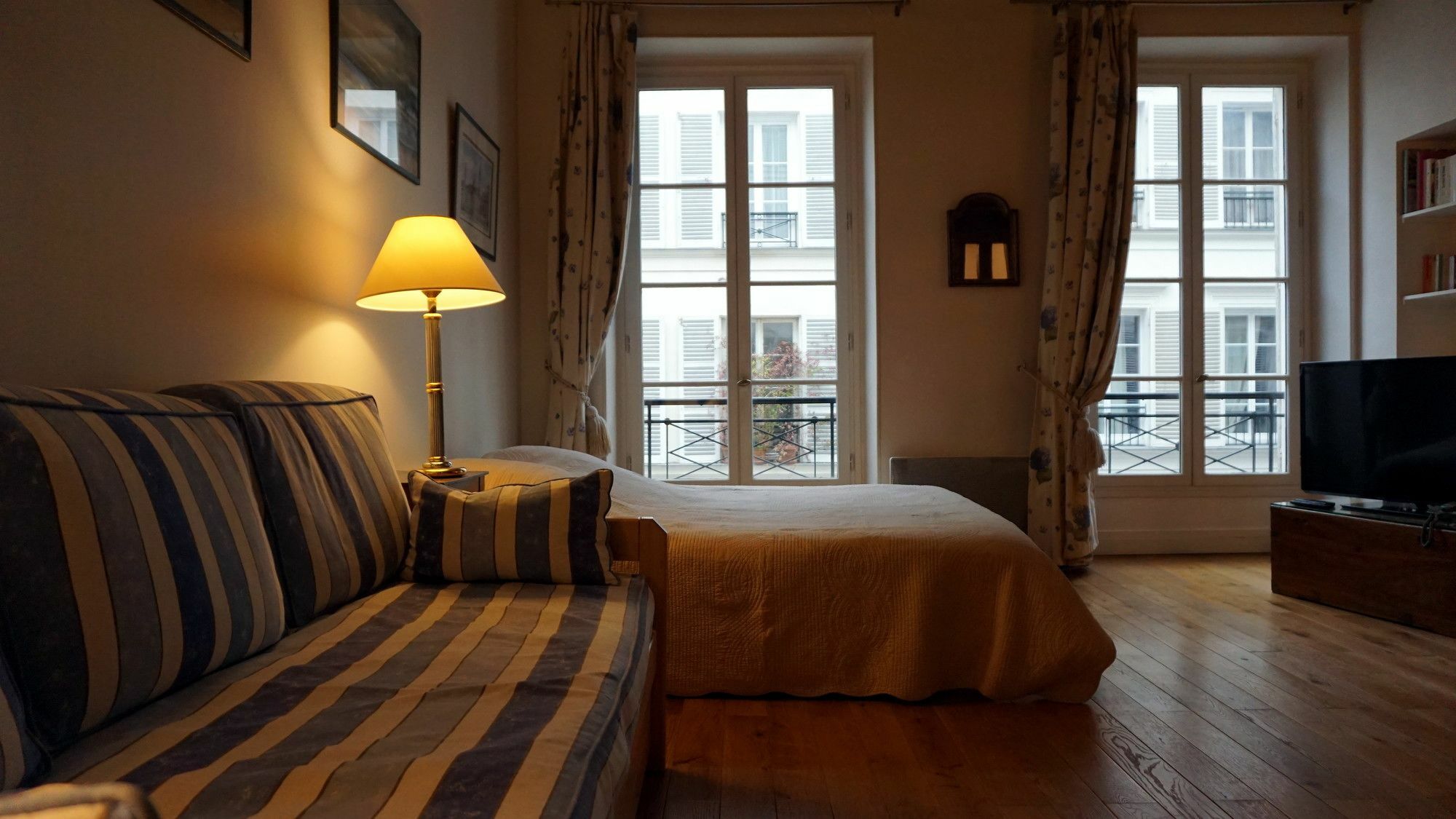Cambronne - - 9 Apartment *