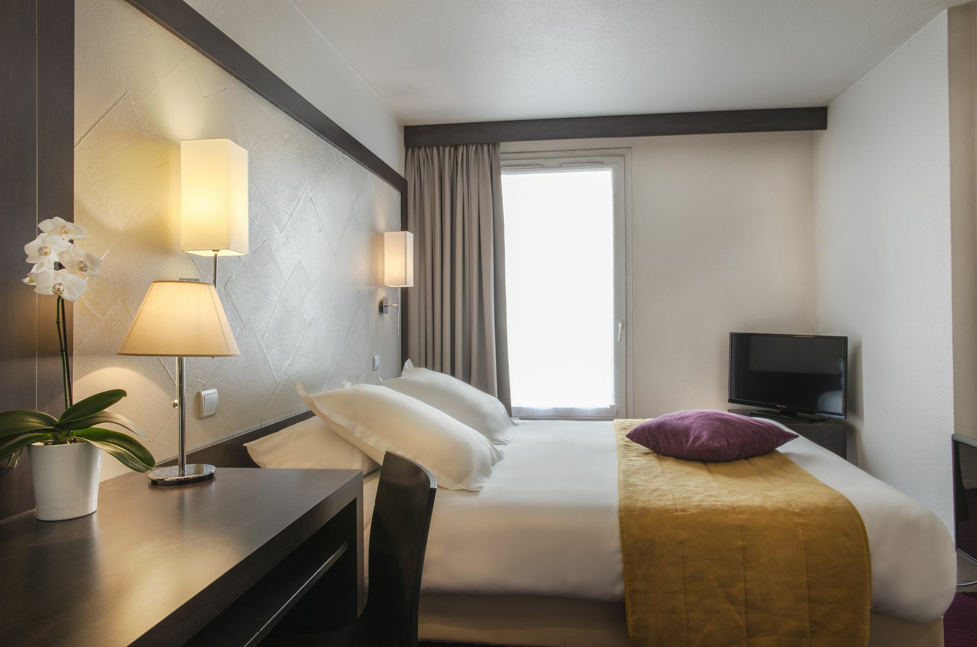 Quality Hotel&suites Bercy Bibliothèque By Happyculture Hotel 3*