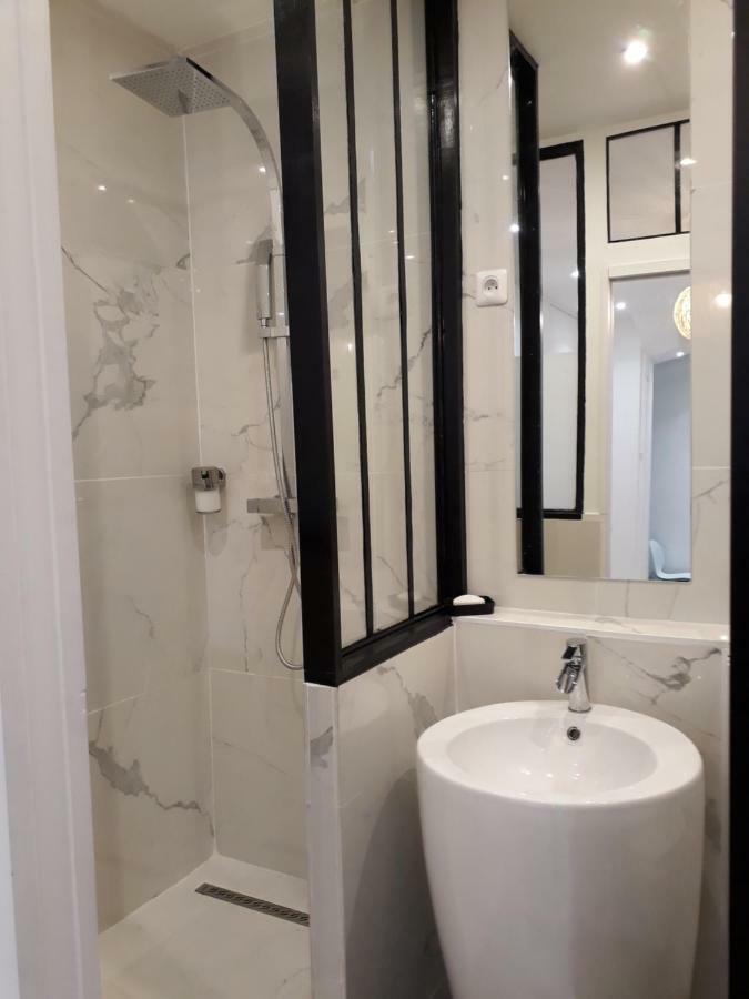 Apartment Studio Sur La Butte Montmartre Paris