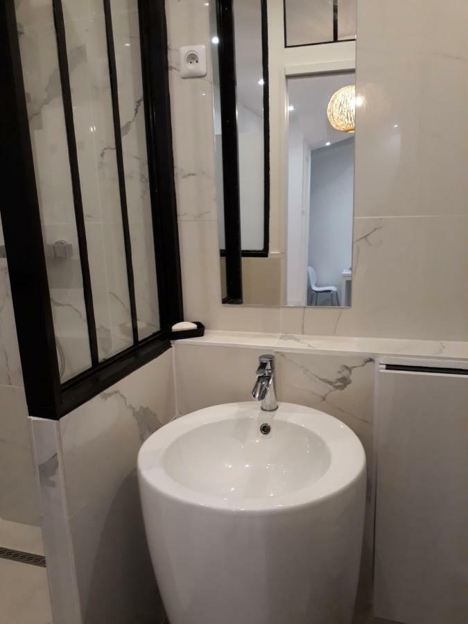 Apartment Studio Sur La Butte Montmartre