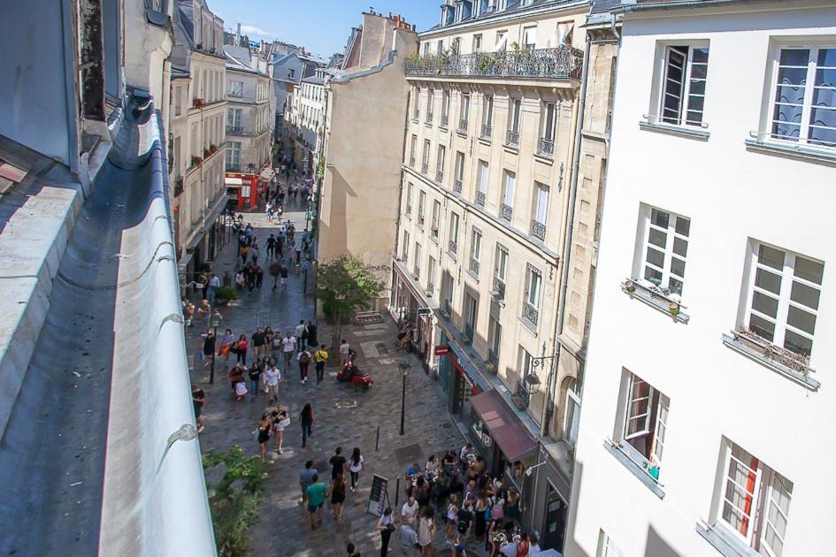 Apartment 1 Bedroom In Marais *