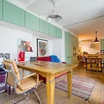 Elegant Apartment In The Marais Paris 3Rd