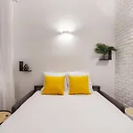 Chic Saint-Germain-Des-Pres Studio For 4 - Prime Location