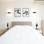 Jolie Appartement Paris Champs Elysee