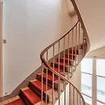 Nice Apartment For 2 - Paris Arc De Triomphe 16E