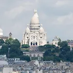 Cosy Paris Getaway