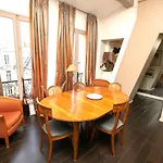 Parisien Cosy Apartement