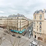 Monceau - Courcelles City Apartment
