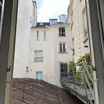 Joli Studio En Plein Marais.