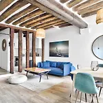 Charme Et Chic Du Marais