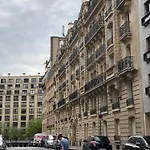 Trocadero T2
