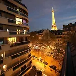 Center Paris Eiffel Tower View